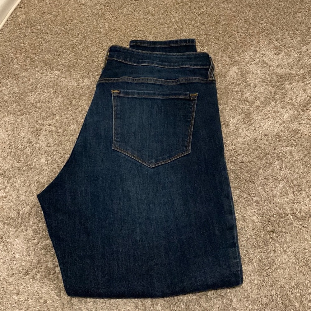 Old Navy rockstar super skinny size 14 jeans.